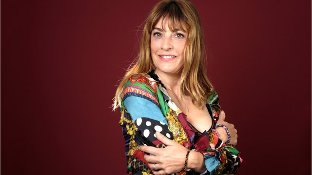 GALA VIDÉO - Ève Angeli bientôt maman ? “Je ne veux pas forcer le destin