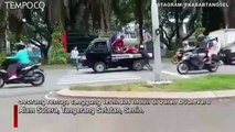 Video Viral, Detik-detik Seorang Remaja Terlintas Mobil di Tangerang Selatan