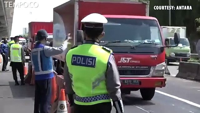 Lebih dari 1.300 Kendaraan di Cikarang Barat Diminta Putar Balik