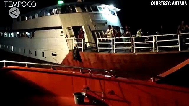 Begini Evakuasi 76 Penumpang Kapal yang Mati Mesin di Buton Selatan