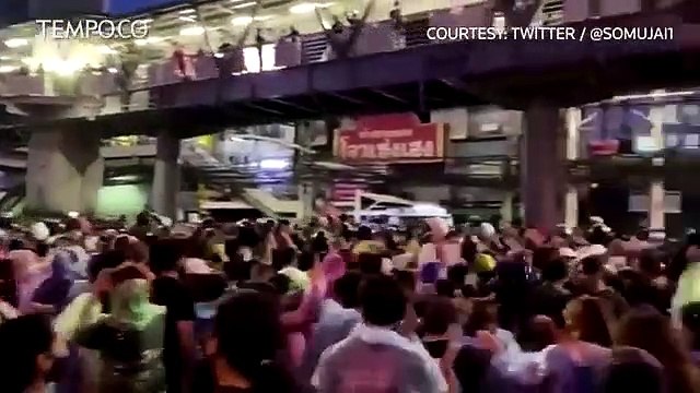 Puluhan Ribu Demonstran Tuntut Reformasi Monarki Kerajaan Thailand