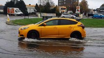 Edinburgh flooding: Car trapped due to heavy flooding at busy junction Granton.