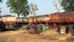 मेहंदीपुर बालाजी मोड़ पर अवैध ऑयल फैक्ट्री का भंडाफोड़, 80 ड्रमों से मिला ऑयलनुमा तेल