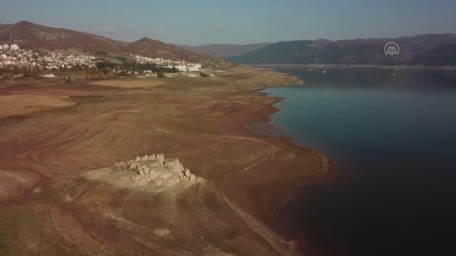 Almus Baraj Gölü'nde su, yüzde 28,8 seviyesinde bulunuyor