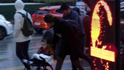 Bursa'da lodos ve yağmur hayatı felç etti