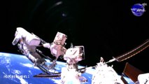 中国神舟十四号航天员完美完成第三次太空行走 空间站建设步伐加快/China's Shenzhou-14 astronauts complete perfect third spacewalk as space station construction gathers pace