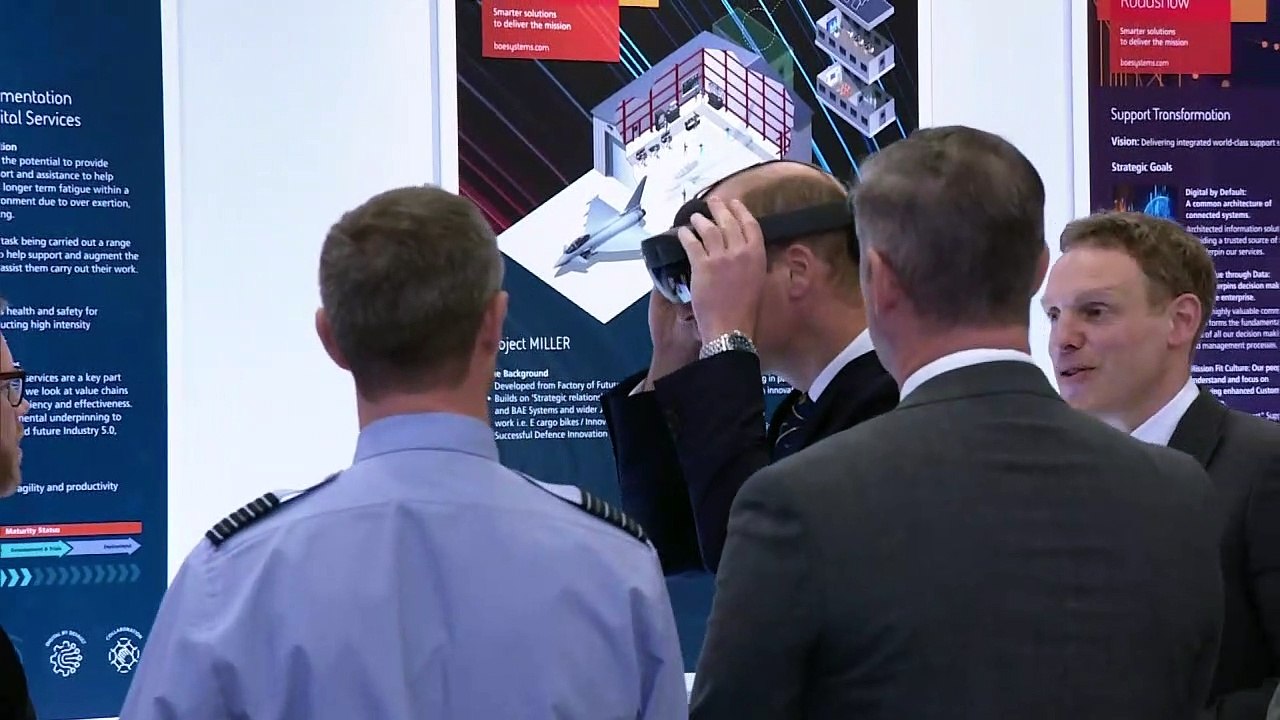 Adorable hugs and selfies for Prince William during RAF Coningsby visit