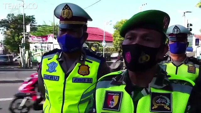 Physical Distancing di Jalan Raya Ala Moto GP