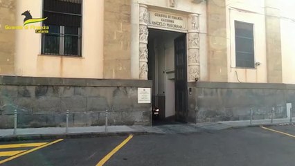 Catania, sequestrate due preziose teste in terracotta del periodo "Severo"