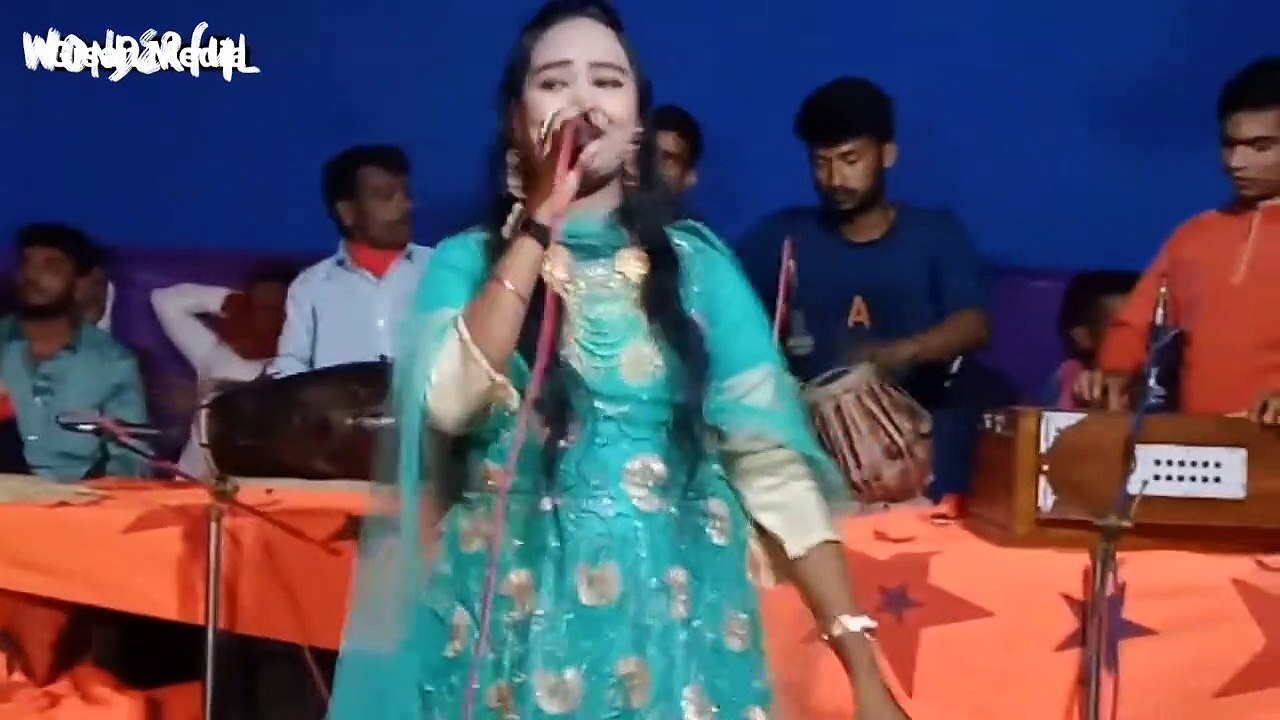 শিল্পী ফারজানা লাকী। আঞ্চলিক গান। ঘরে বেড়াইতে নিবে বাহানা হয়বো l Artist l  Farzana Lucky