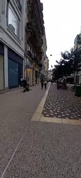 Frensh City - Grenoble - Centre Ville - #France #Grenoble #City (22)