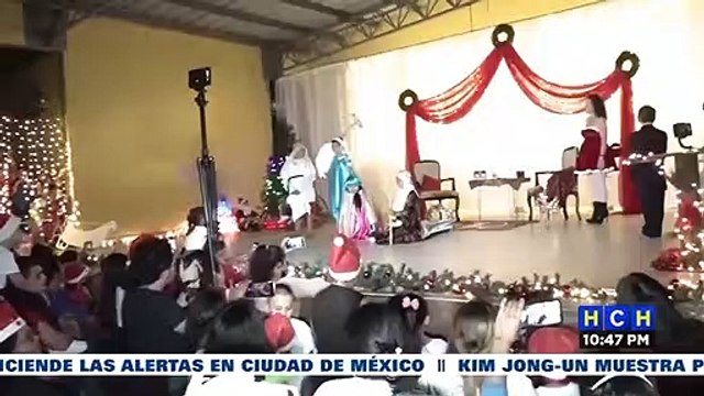 Alumnos de Escuela Presentación Centeno realizan actividades navideñas en el bo. Cabañas de SPS