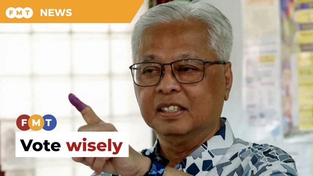 Avoid hung parliament, PM tells voters