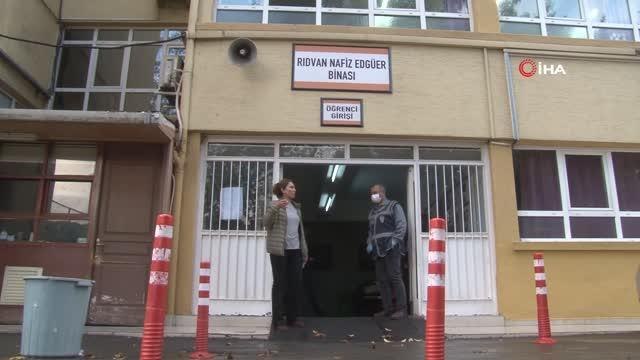 İzmir'de 29 bin 335 öğretmen, Öğretmenlik Kariyer Basamakları Sınavı'na girdi