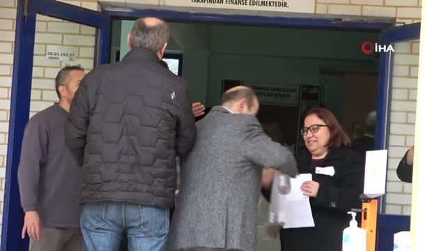Giresun'da 11 okulda 3 bin 134 öğretmen Uzman Öğretmenlik Sınavına girdi