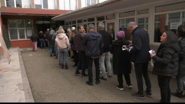 Öğretmenlik Kariyer Basamakları Yazılı Sınavı Yapıldı
