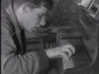 Glenn Gould plays Bach