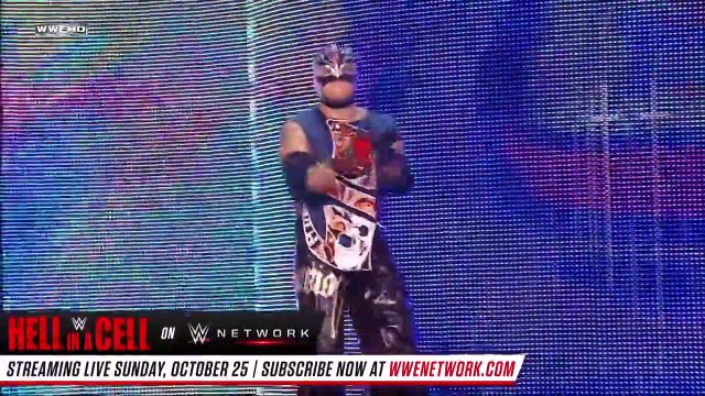 Rey Mysterio vs. Batista - Steel Cage Match SmackDown