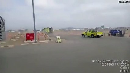 Un avion en plein décollage percute un camion de pompiers à Lima
