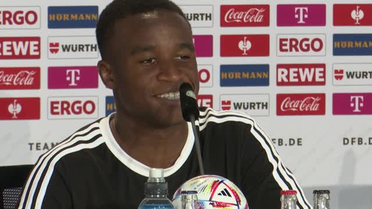 Verlängerung beim BVB? Moukoko spricht über Zukunft