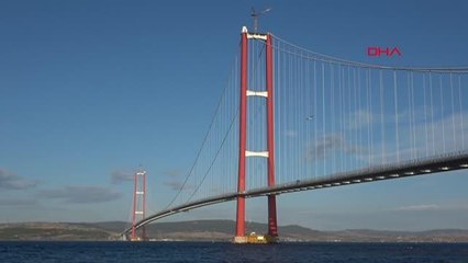 1915 ÇANAKKALE KÖPRÜSÜ'NÜN KULELERİNE YERLEŞTİRİLECEK TOP MERMİSİ FİGÜRLERİNİN KAİDELERİ KURULUYOR