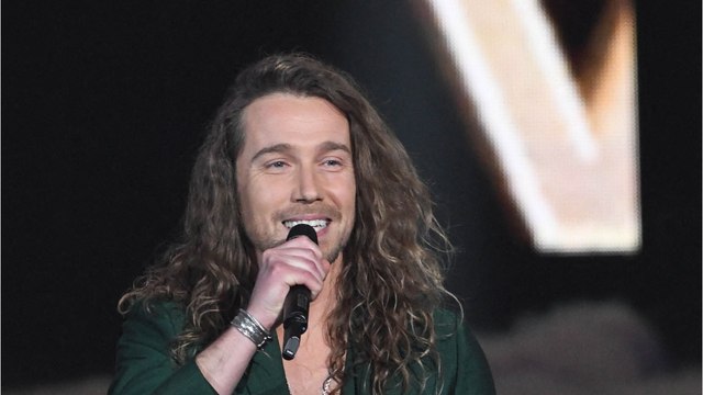 GALA VIDEO - Julien Doré apaisé : sa belle “histoire d’amour” qu’il garde secrète