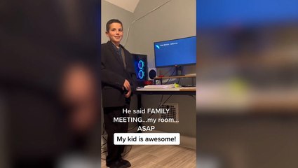 Teenage boy delivers Dragon’s Den-style speech to pitch Christmas list to parents