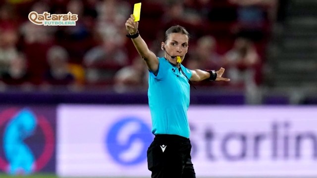 Mujer arbitro relegada de pitar el partido inaugural - Qatarsis Futbolera