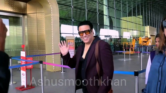 Govinda and wife Sunita with Daughter Tina Spotted at Mumbai Airport