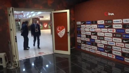 İlk kez milli formayı giyen futbolcular duygularını paylaştı