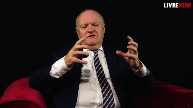 Pourquoi les Français sont-ils mécontents de la politique en France ? - François Asselineau