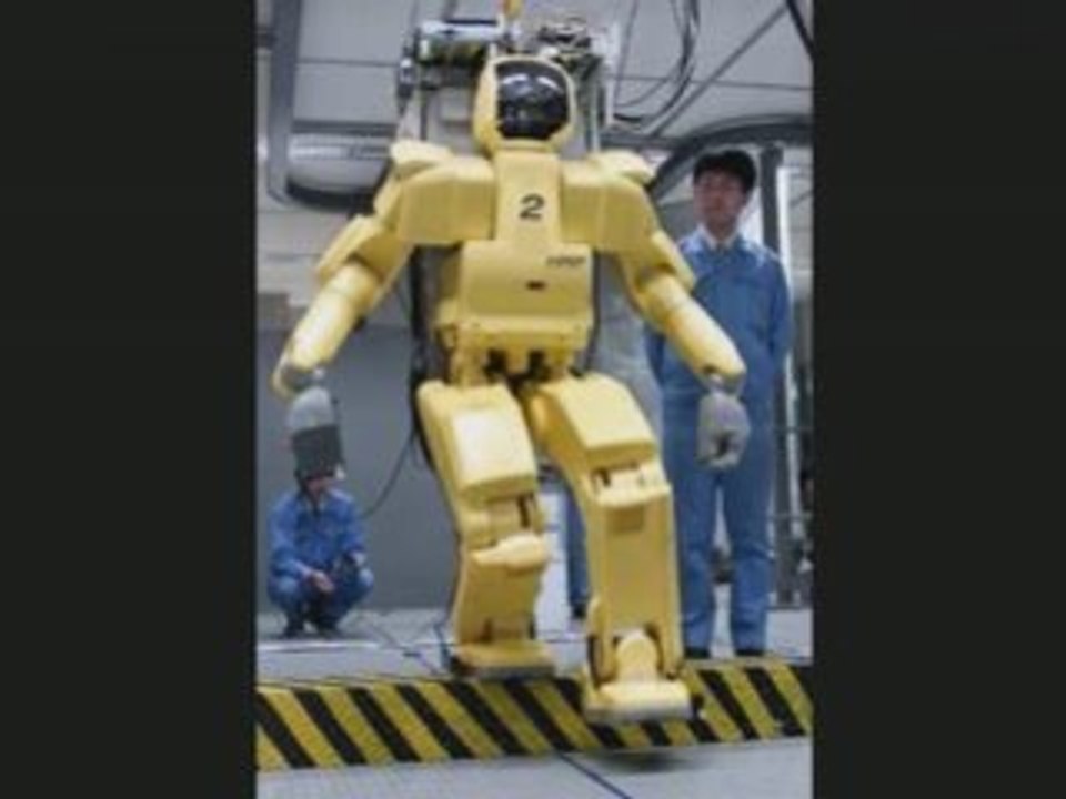el robot en hierro video espagnol