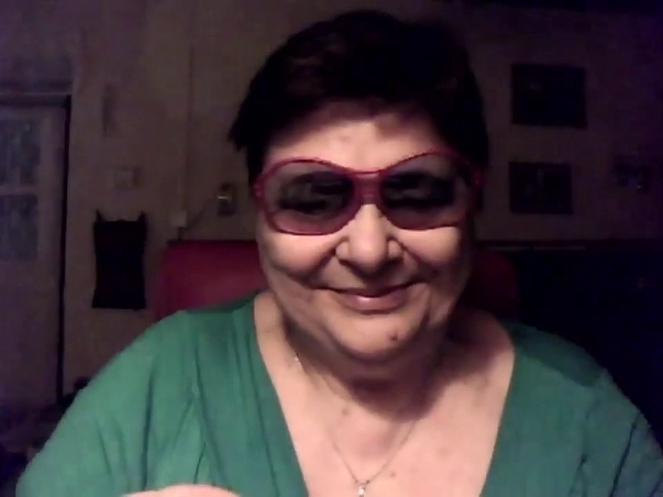 Saját magam kávét iszom, és beszélek