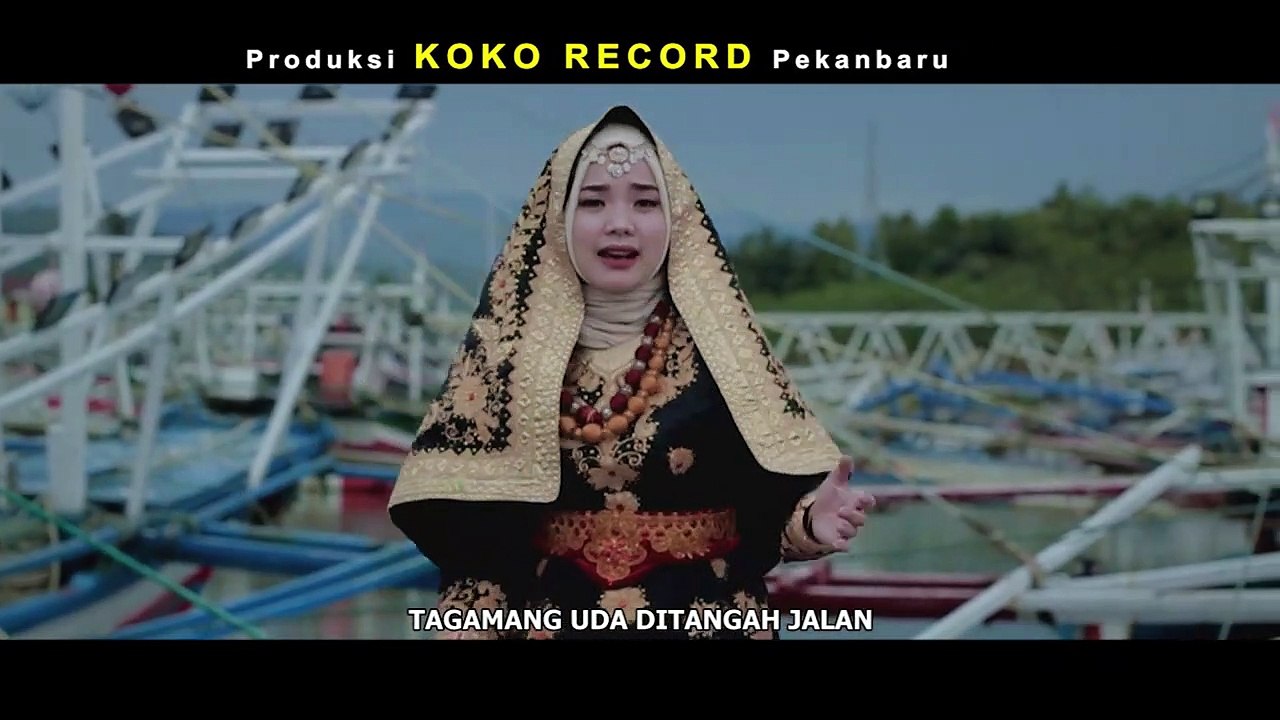 Uria Novita - Basamolah (Official Music Video) Dendang MinangTerbaru