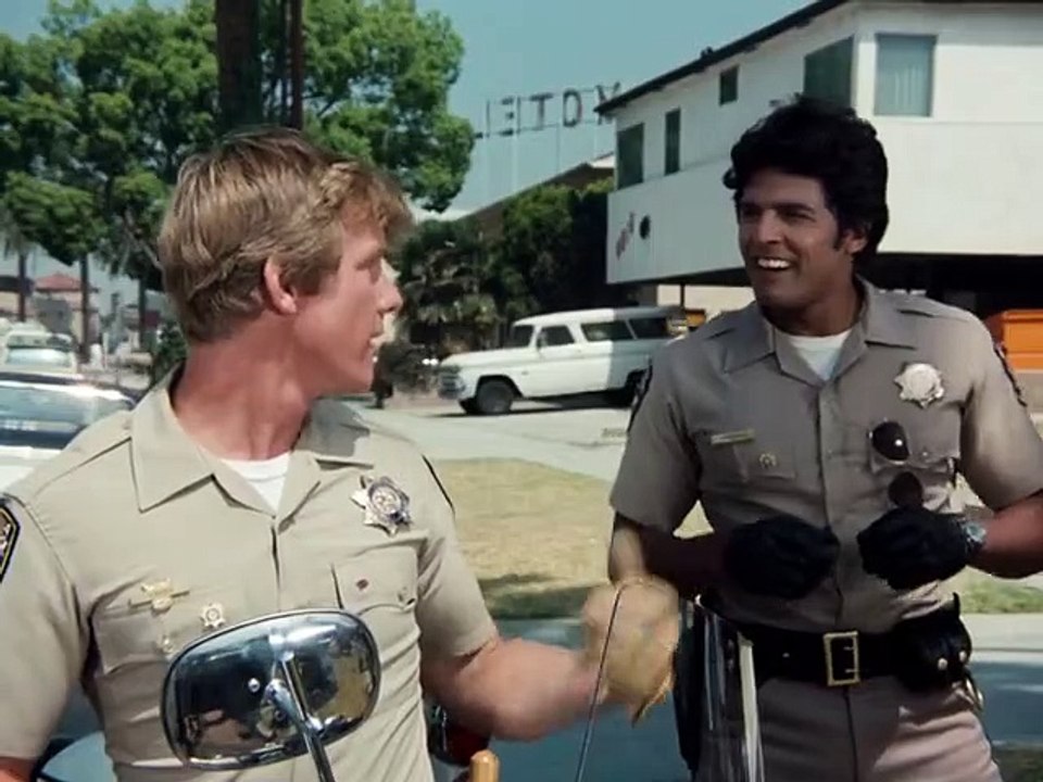 Chips.s01e04-verkehrsunterricht