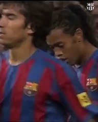 Se cumplen 17 años de la exhibición de Ronaldinho en el Bernabéu / FCB