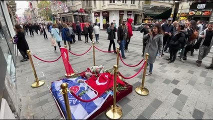 Terör saldırısının yaşandığı İstiklal Caddesi'ne ziyaretler sürüyor