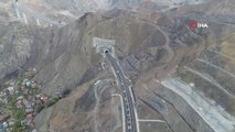 Dünyanın en yüksek beşinci barajı olan Yusufeli Barajı için geri sayım