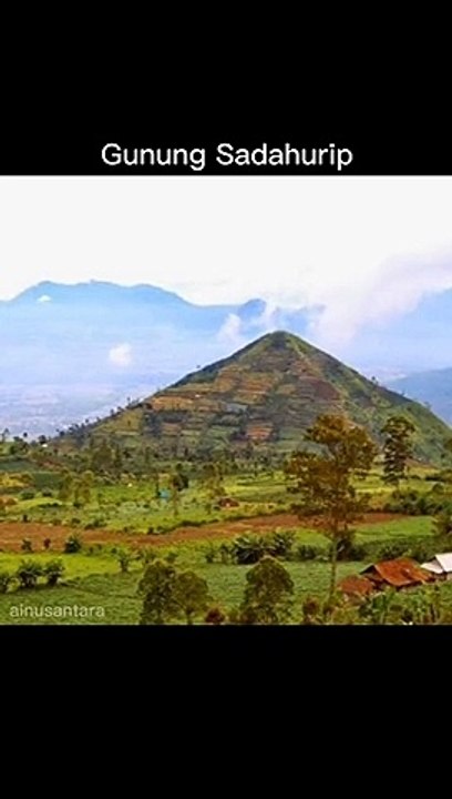 "the ancient pyramids in Tatar Sunda" INDONESIA