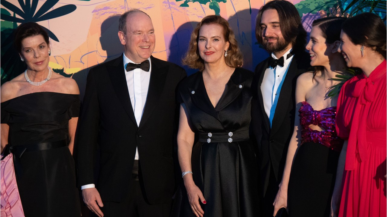 GALA VIDEO - Charlotte Casiraghi et Dimitri Rassam : première apparition officielle de leur fils Balthazar