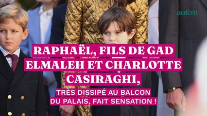 Video herunterladen: Raphaël, fils de Gad Elmaleh et Charlotte Casiraghi, très dissipé au balcon du palais, fait sensation !