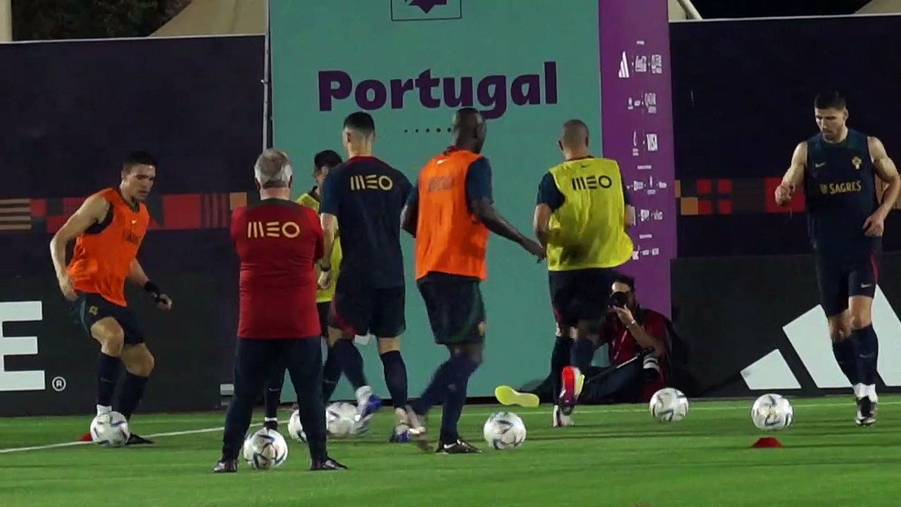 مونديال 2022: الحصة التمرينية الأولى لرونالدو ومنتخب البرتغال في قطر
