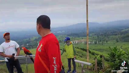 Freefly severe macaw di subang paralayang