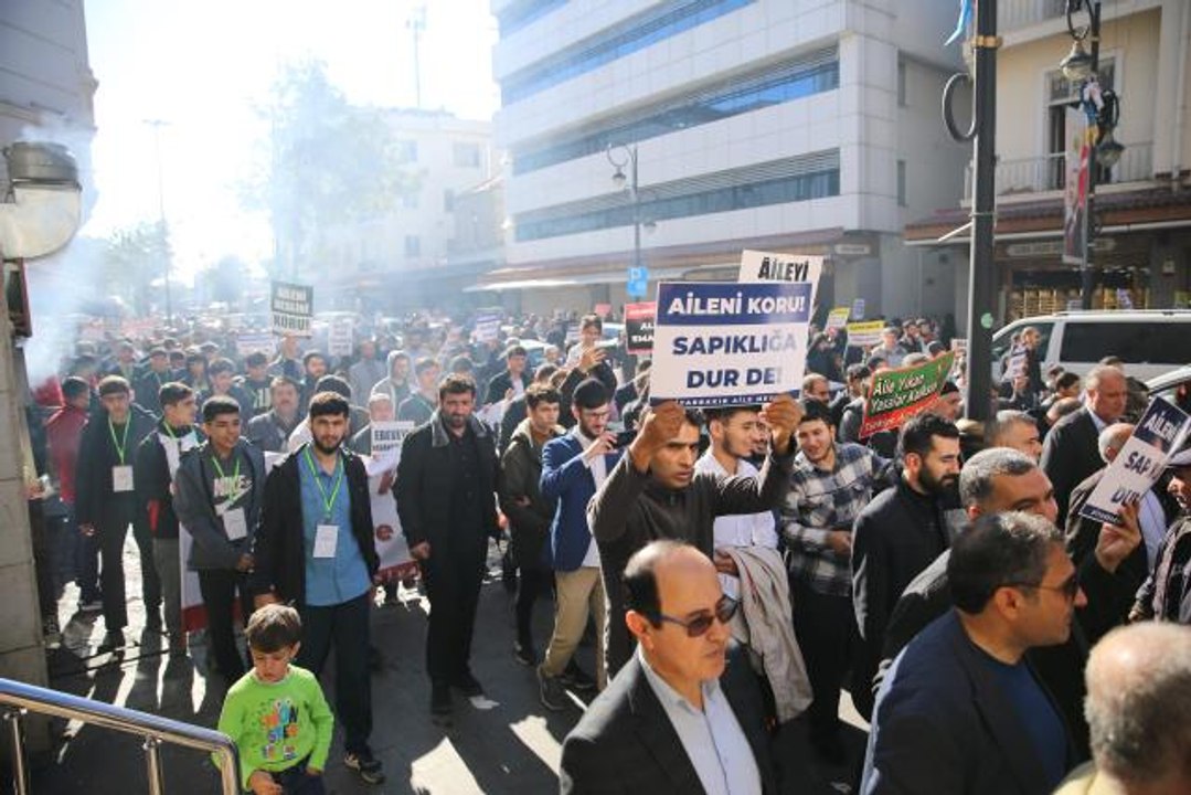 Diyarbakır'da sivil toplum kuruluşları "Büyük Aile Buluşması" düzenledi