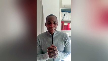 Le lacrime di Aboubakar Soumahoro: "Perché mi fate questo?"