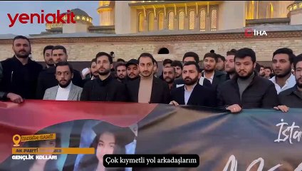 Download Video: İstiklal Caddesi'nde bir araya gelen gençler şehitleri anıp terör örgütü PKK'yı lanetledi!