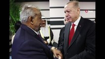 Cumhurbaşkanı Erdoğan, Katar Emiri Al Sani tarafından verilen resepsiyona katıldıCumhurbaşkanı Erdoğan resepsiyonda, Mısır Cumhurbaşkanı es-Sisi ile...