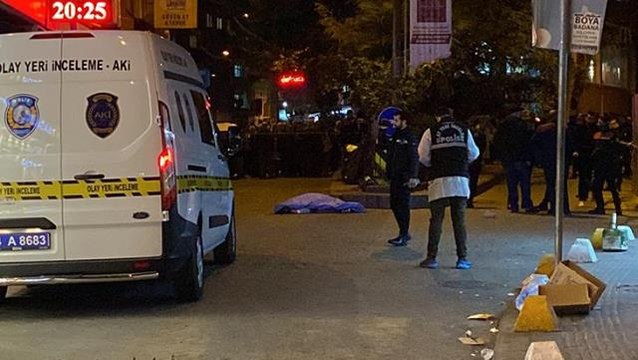 Taksim'de salep almak isteyen adam ne olduğunu anlamadan vurularak öldürüldü