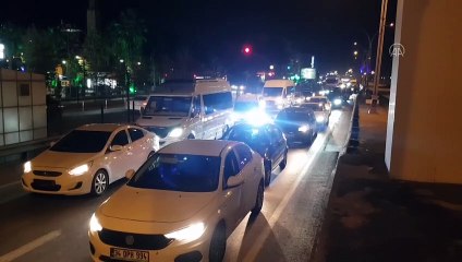 Kocaeli'de şüpheli çanta fünyeyle patlatıldı