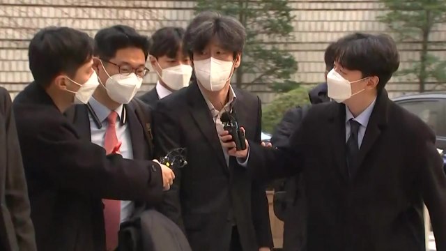석방된 남욱...대장동 재판 불구속 상태 출석 / YTN